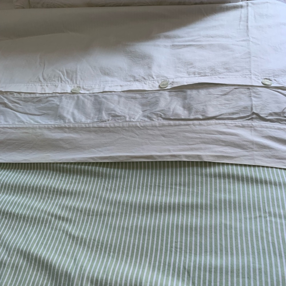 Matouk Green And Cream striped King duvet cover